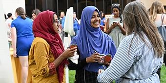 new Pitt graduate students attend orientation picnic